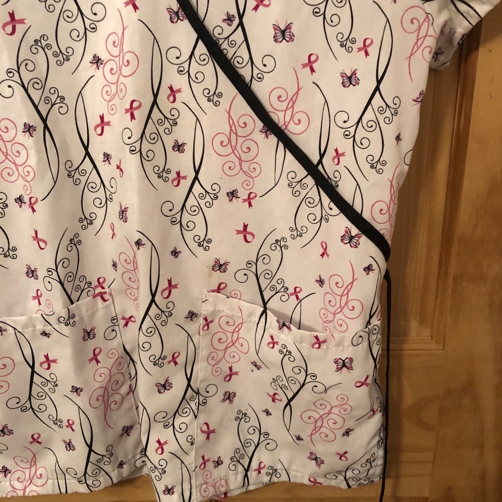 Pink Ribbon Scrub Top - Picture 4 of 8